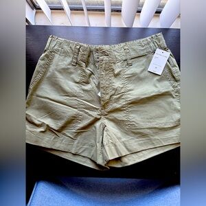 Sanctuary Olive Green Casual Shorts. Brand New. SZ-M
